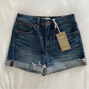 Madewell high rise shorts size 24